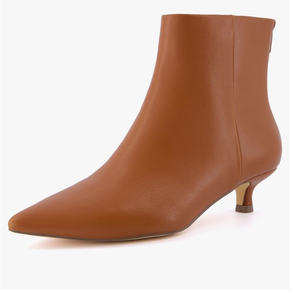 Cushionaire Cognac Leather Ankle Boots NWB